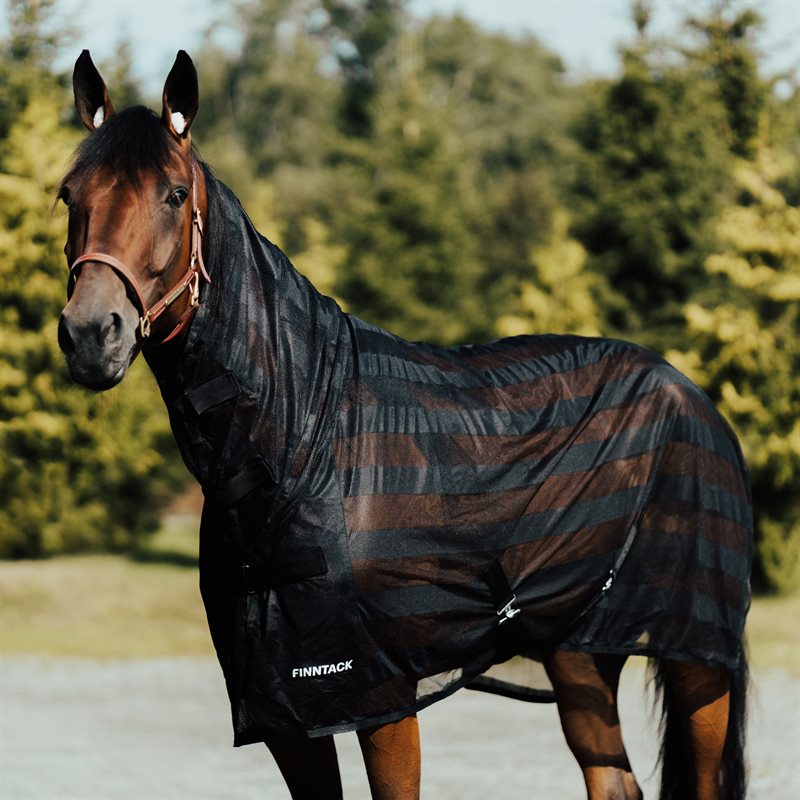 Finntack High Neck mesh cooler rug