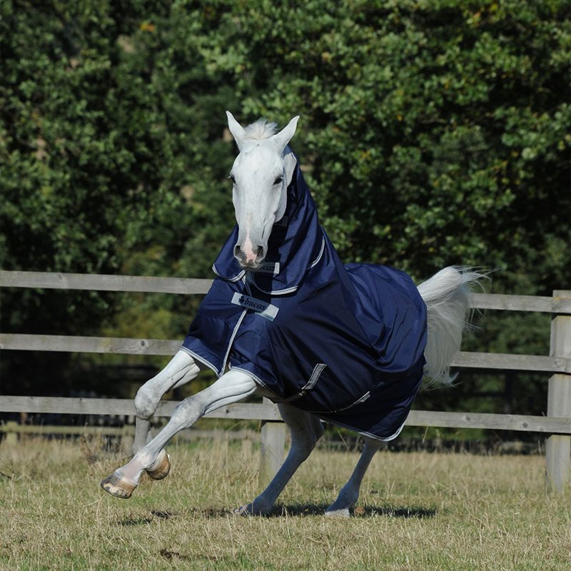 Couverture d'extérieur intégrale Freedom Bucas 150/150g