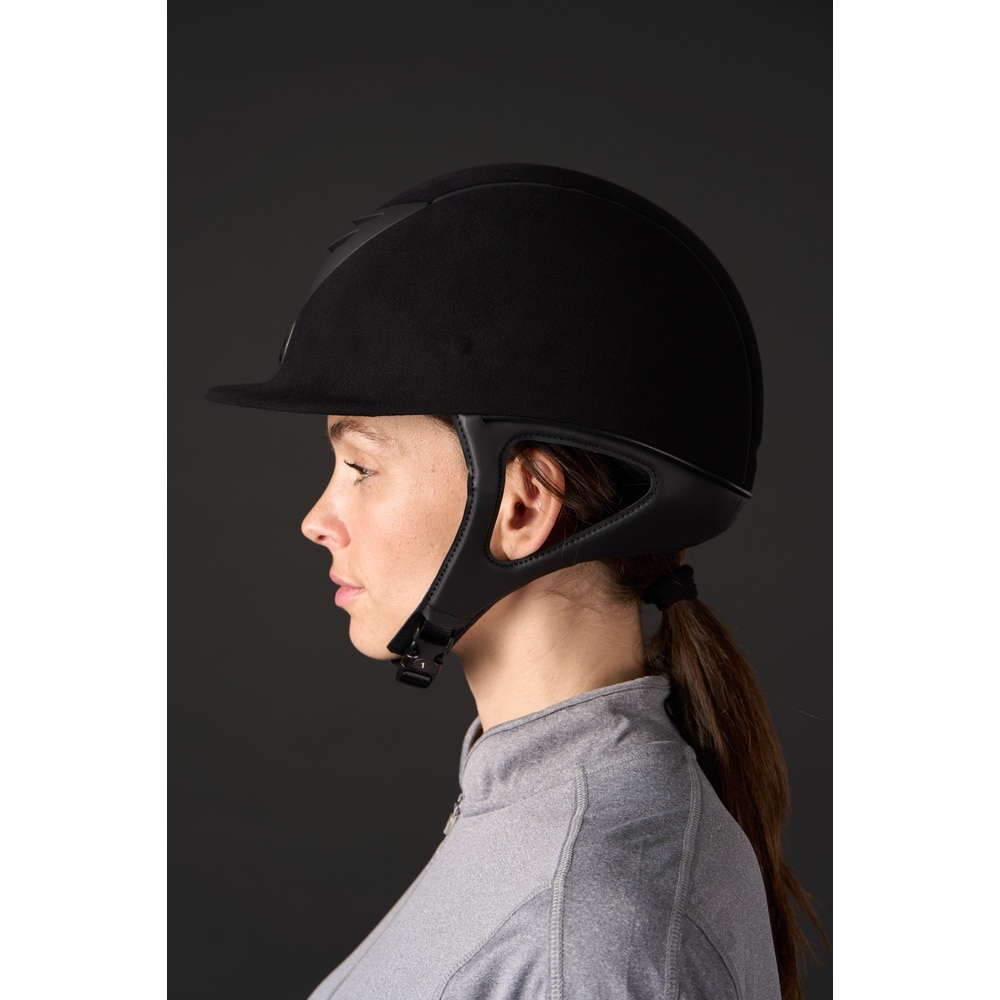 One K Defender Elegant Ridehjelm, Chamude