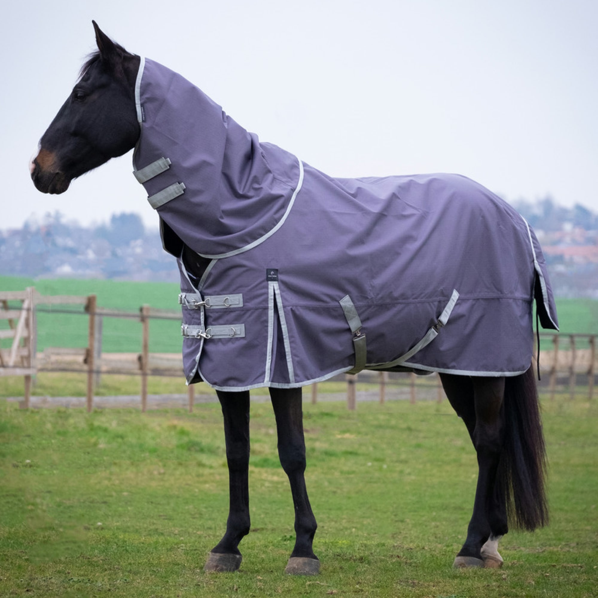EQUITHÈME TYREX 1200D RECYCLED NECK COVER, 150 gr