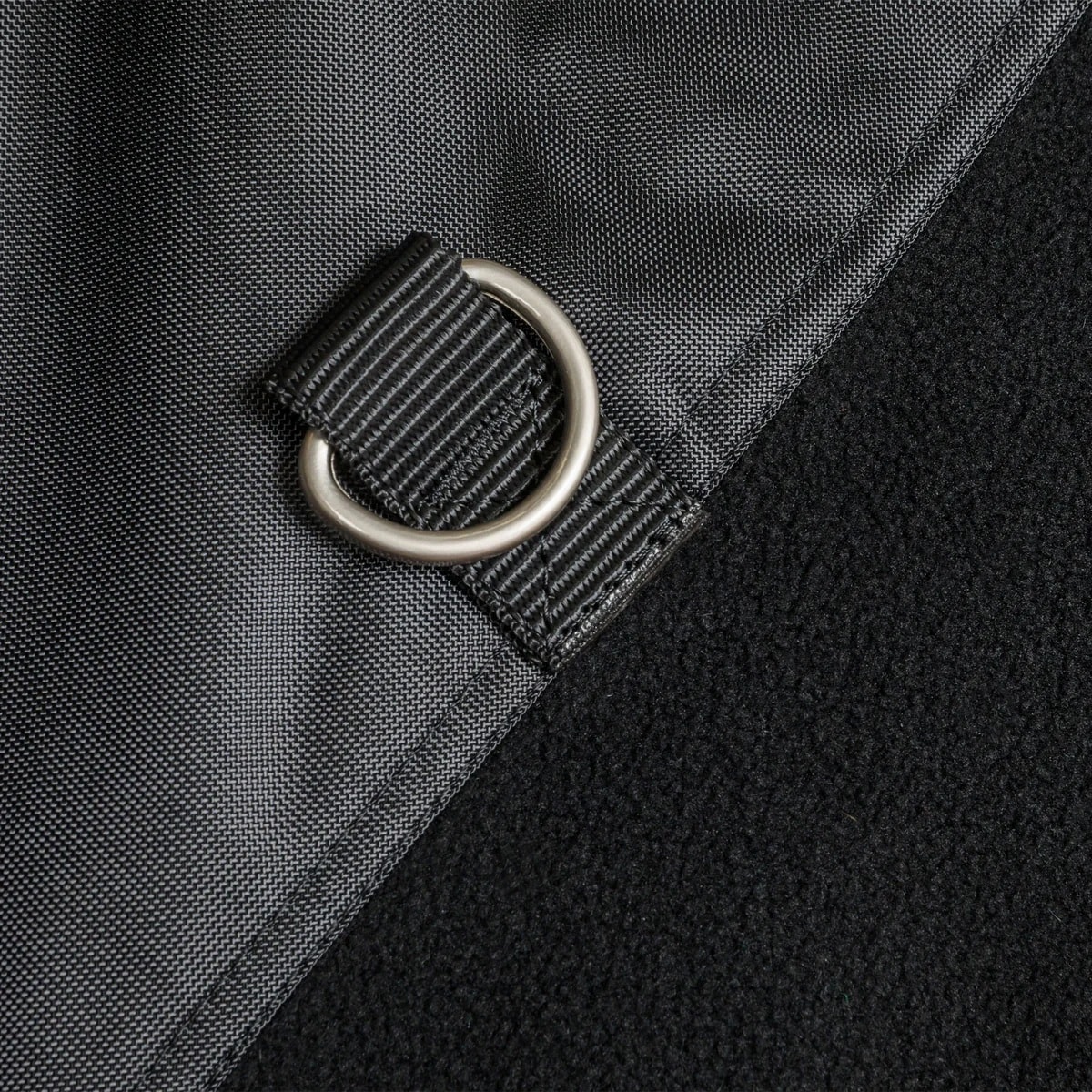 Back on Track Hästtäcke Fleece med D-ringar