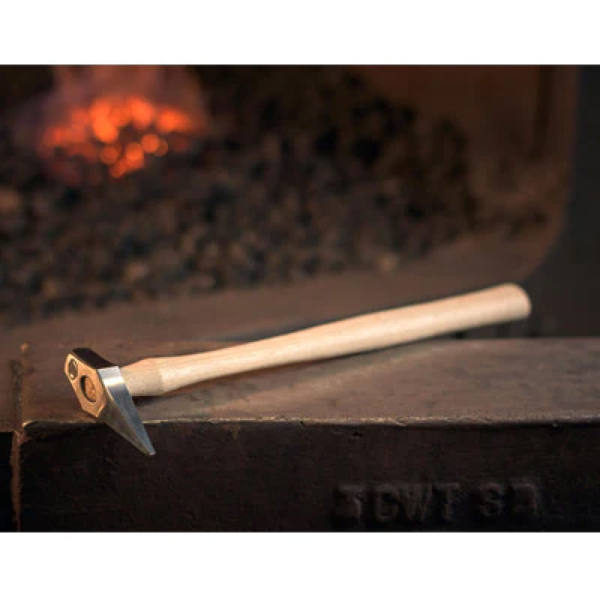 Derek Gardner Hunter Stamp - Wooden Handle